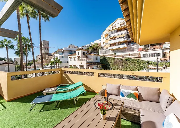 Апартаменты Malagasuite Beautiful Pool & Parking *