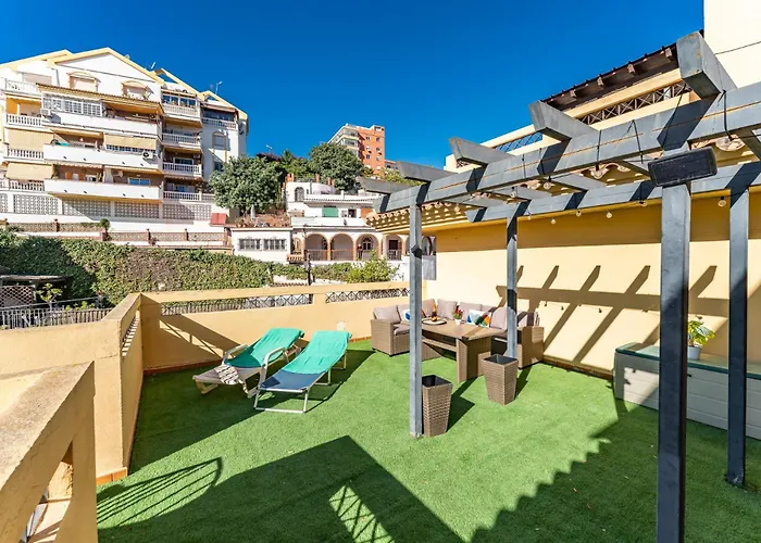 Malagasuite Beautiful Pool & Parking * Torremolinos