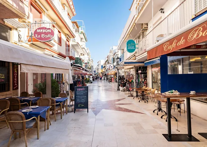 Malagasuite Beautiful Pool & Parking