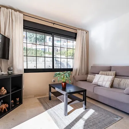 Apartamento Malagasuite Beautiful Pool & Parking